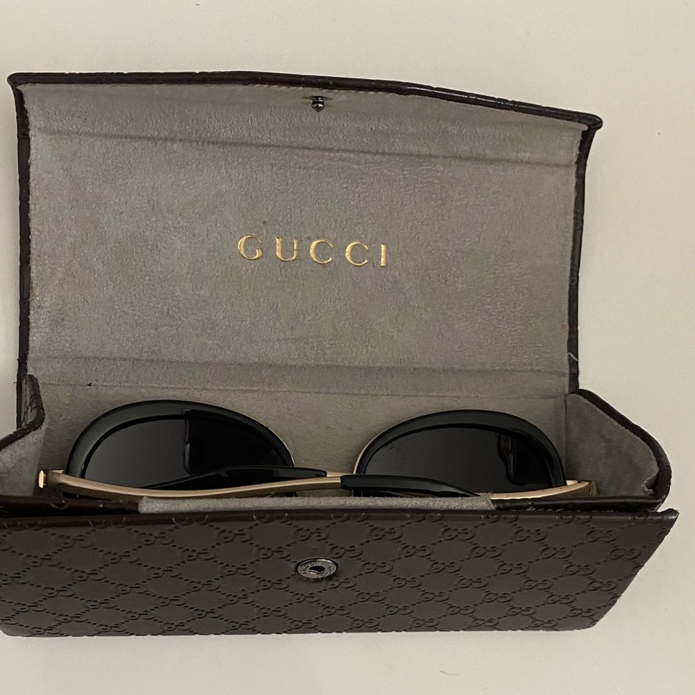 Gucci sunglass case